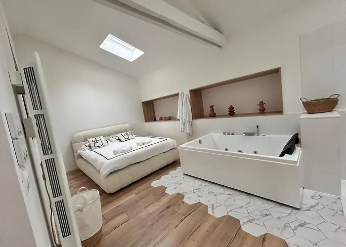 Un Toit Pour 2 * Le May-sur-Evre